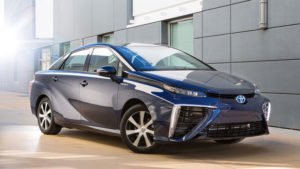 Toyota apuesta al hidrógeno como combustible del futuro: presenta la segunda generación del Mirai