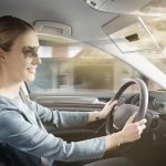 Innovación al volante: Bosch crea un «parasol» digital para que la luz no te moleste mientras manejás