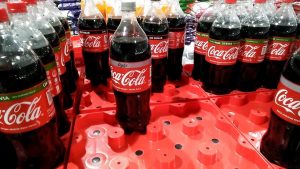 Coca Cola, Nestlé y Pepsi, a la cabeza de las empresas que más contaminan con plástico en todo el mundo