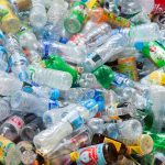 Qué país estudia aumentar los impuestos al uso de los plásticos