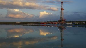 Estados Unidos "pisa el freno" en la producción de shale: ¿cómo queda el mercado?