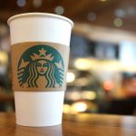 Estos son los cambios que preparan Starbucks y Burger King para ser más «responsables y sustentables»