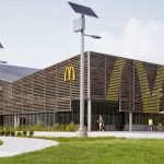 McDonald’s abre su primer local que funciona 100% con energía solar: así funciona