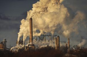 Preocupante: revelan cuántas muertes causan la contaminación por combustibles