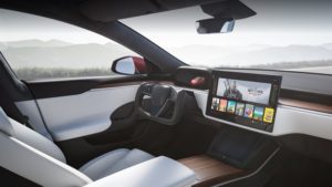 Chau palanca de cambios: conocé la nueva «herramienta» del renovado Tesla Model S
