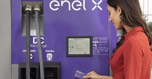 Enel X anuncia alianza estratégica para las exportaciones de vehículos eléctricos ¿Cómo es?
