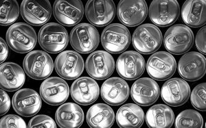 ¿Más sustentable? Cómo Ball quiere impulsar el uso de latas para bebidas en Latinoamérica