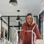 Qué es Further, la plataforma de Bain & Company para alcanzar la sostenibilidad