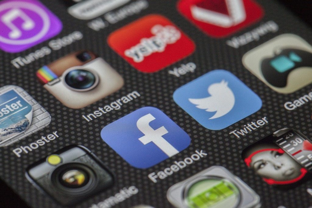 Meta, Google, TikTok y Snapchat enfrentan más de 3.000 demandas por adicción juvenil Meta, Google, TikTok y Snapchat enfrentan más de 3.000 demandas por adicción juvenil