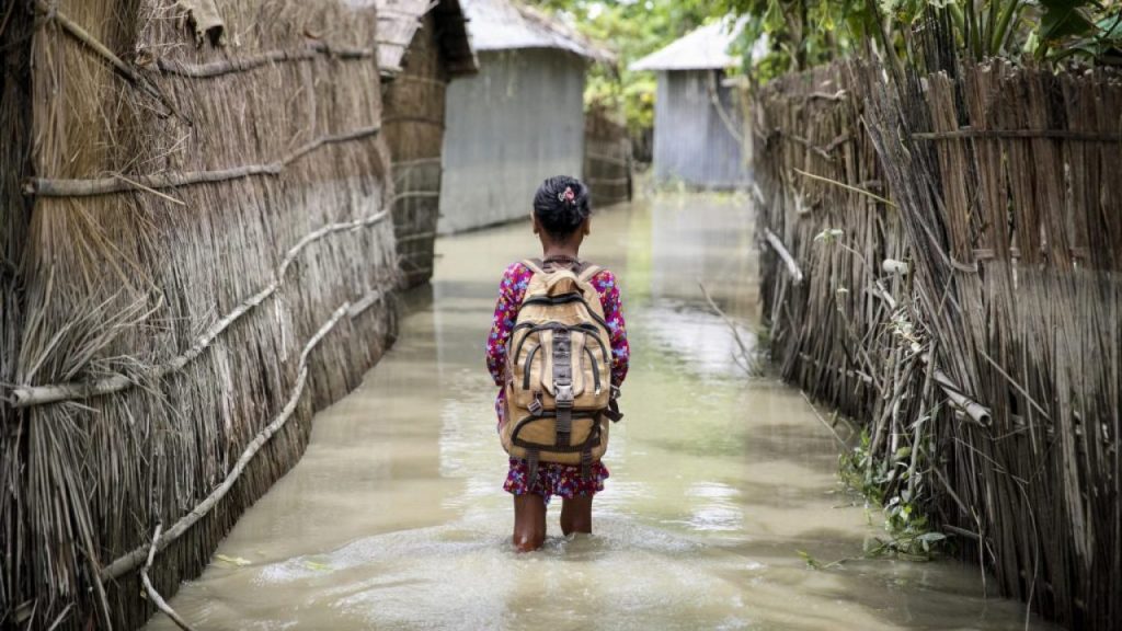 Cambio climático: casi 1.000 millones de niños viven en países "de muy alto riesgo"