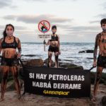 ¿Las costas de Mar del Plata llenas de petróleo? Greenpeace recreó un potencial derrame sobre el Mar Argentino