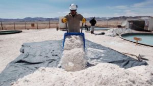 Una minera china firmó un acuerdo para explorar litio, plata, zinc y plomo en Jujuy