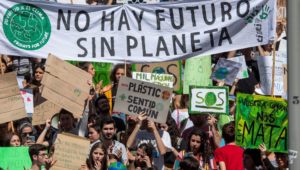 ONU pide a los jóvenes que presionen más para combatir el cambio climático