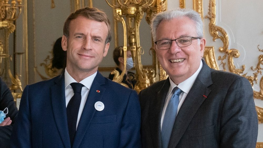 UBA nombró a Emmanuel Macron doctor "honoris causa"