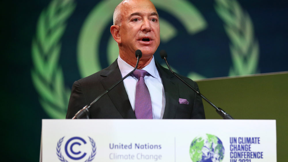 Jeff Bezos prometió 2.000 millones de dólares en la COP26 para recuperar el planeta