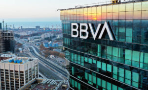 Informe ubicó al BBVA como el banco más sostenible de Europa y segundo en el mundo