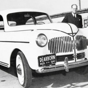 La historia del auto que Ford fabricó con soja, trigo, cáñamo y lino