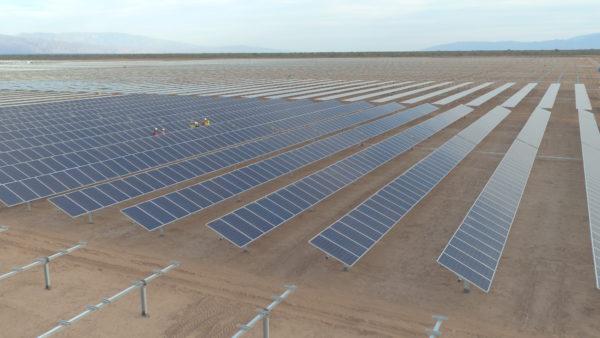 El Gobierno rescinde contratos con empresas de energías renovables