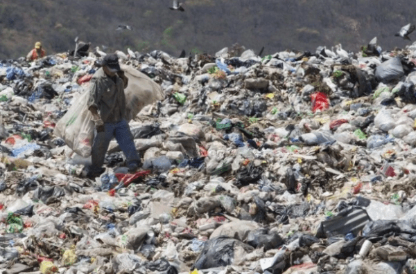 Residuos industriales: Argentina produce 12 millones de toneladas por año pero el tratamiento no es suficiente