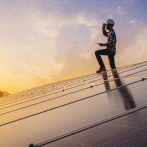Amazon pone en marcha su primer proyecto de energía renovable en Latinoamérica (y no eligió Argentina)