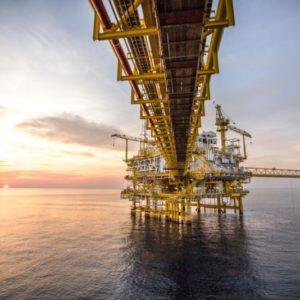 Lobby norteamericano para impulsar una mayor exploración petrolera en el mar