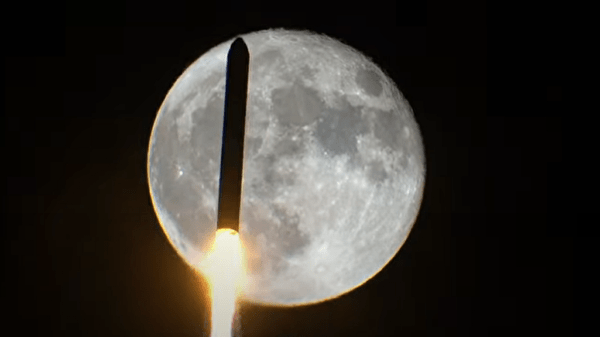 Un cohete de Elon Musk se estrellará contra la Luna: a qué hora se podrá ver en el cielo