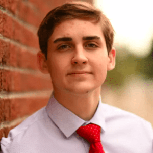 Tiene 19 años y es un dolor de cabeza para Elon Musk: quién es Jack Sweeney