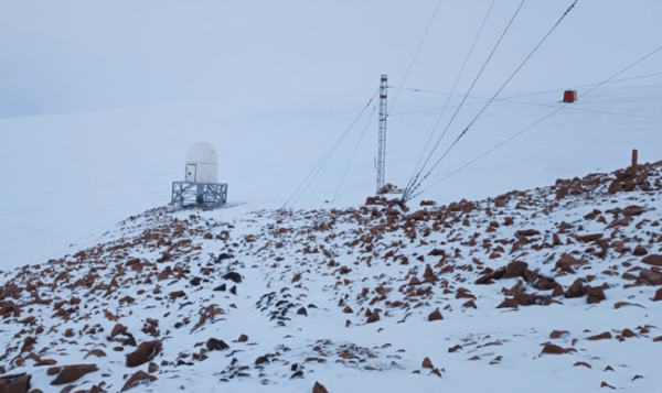 La Antártida ya tiene su cúpula para observar exoplanetas: conocé la travesía de los científicos para llegar al lugar
