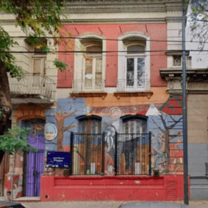 Negocio inmobiliario: Larreta intenta vender un inmueble de Almagro y vecinos piden una escuela infantil