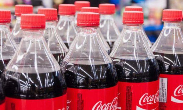 Cómo es el camino de reciclado de una botella de Coca-Cola