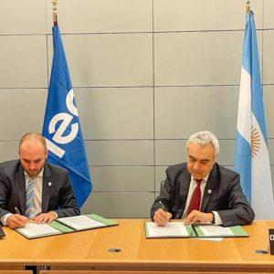Argentina firmó la adhesión a la Agencia Internacional de Energía