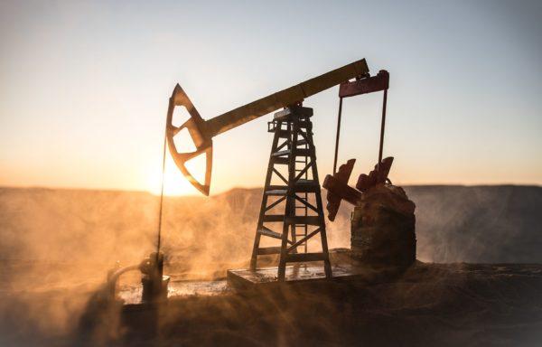 La producción nacional de petróleo creció un 9,9 % interanual en enero