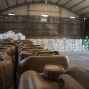 Logran recuperar 10 millones de kilos de envases vacíos de agroquímicos en Argentina