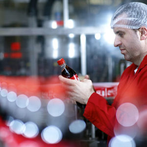 Coca-Cola busca empleados y ofrece sueldos de hasta $183 mil: cómo enviar el cv