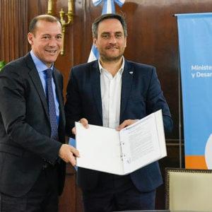 Cabandié y Gutiérrez firman acuerdos para afianzar la agenda ambiental provincial