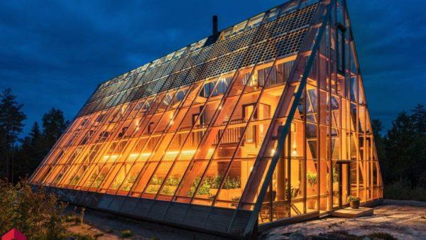 En imágenes: así es una casa autosuficiente construida con materiales sustentables, ¿cuánto sale?