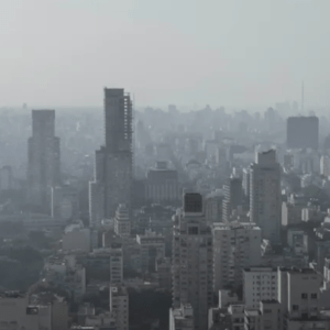 Hay preocupación en Rosario porque el humo de los incendios en el delta podría volver a la ciudad