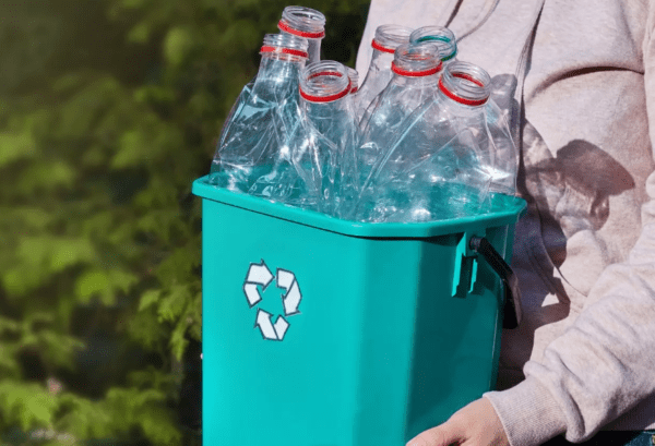 Una multinacional cerró un acuerdo «histórico» para aumentar el reciclaje de botellas PET