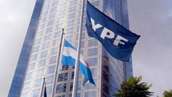 YPF obtuvo la mejor calificación crediticia de Fitch Ratings y se ubicó en el “top five” de empresas más importantes