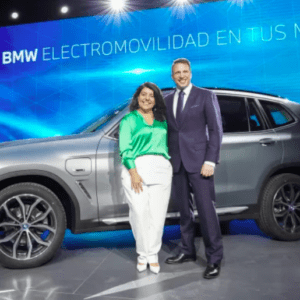 BMW Group presentó un nuevo modelo y lanzó la electromovilidad en Argentina