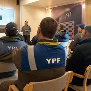 Así es el acuerdo entre Volvo Trucks Argentina e YPF para avanzar con el Programa Cero Accidentes 2023