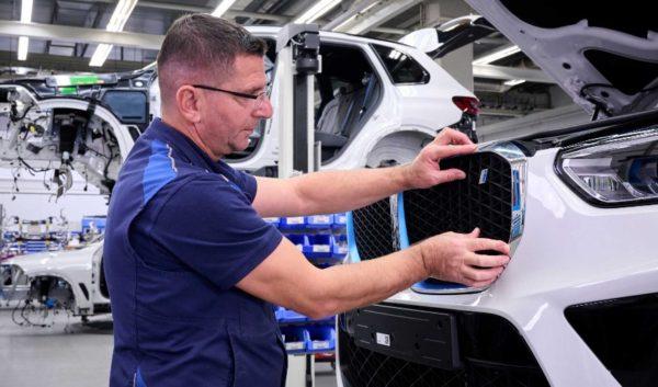 BMW Group apuesta por la producción de un auto impulsado por hidrógeno