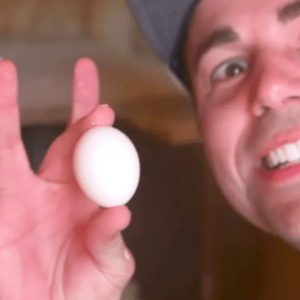 NASA: un youtuber lanzó un huevo desde el espacio y el resultado fue sorprendente
