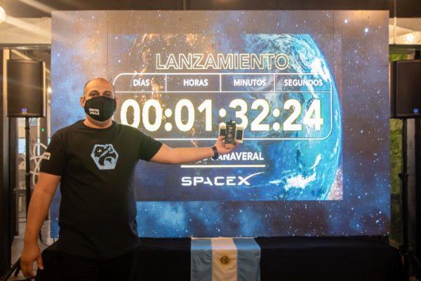 Con el nombre de Dibu Martínez, se lanzó un satélite made in Argentina al espacio, ¡y fue un éxito!