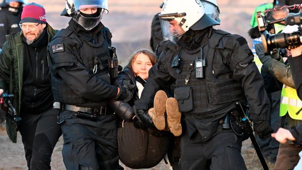 Greta Thunberg, tras ser detenida: «La protección del clima no es un delito»