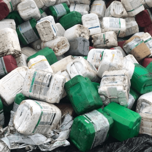 Una provincia argentina recolectó y envió a reciclar más de 18 toneladas de envases vacíos de agroquímicos