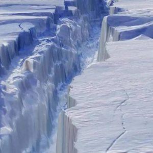 Científicos alertan por el potencial colapso de un glaciar que tiene el tamaño de Reino Unido