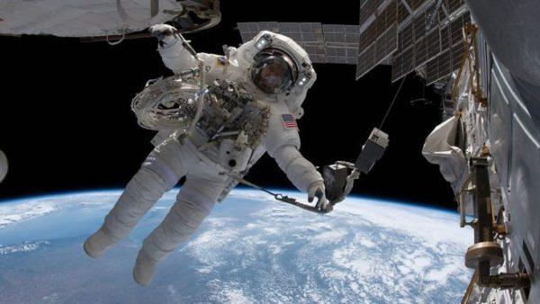 Un astronauta de la NASA corre riesgo de quedar varado en el espacio durante un año, ¿cuál es el motivo?