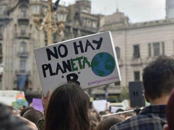 Ley ómnibus: organizaciones ambientalistas juveniles rechazan la normativa