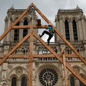Schneider Electric se suma a la restauración de la catedral de Notre-Dame con gestión energética